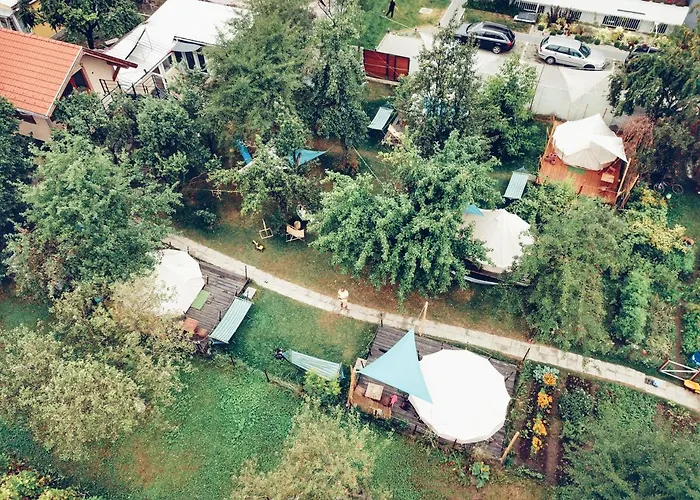 Dragonfly With Garden 公寓 *